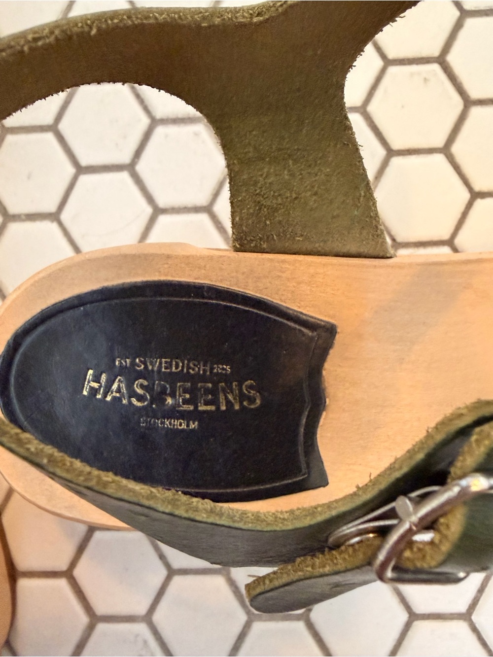 Swedish Hasbeens Olive Green Woven Leather Sandals - Picture 2 of 4